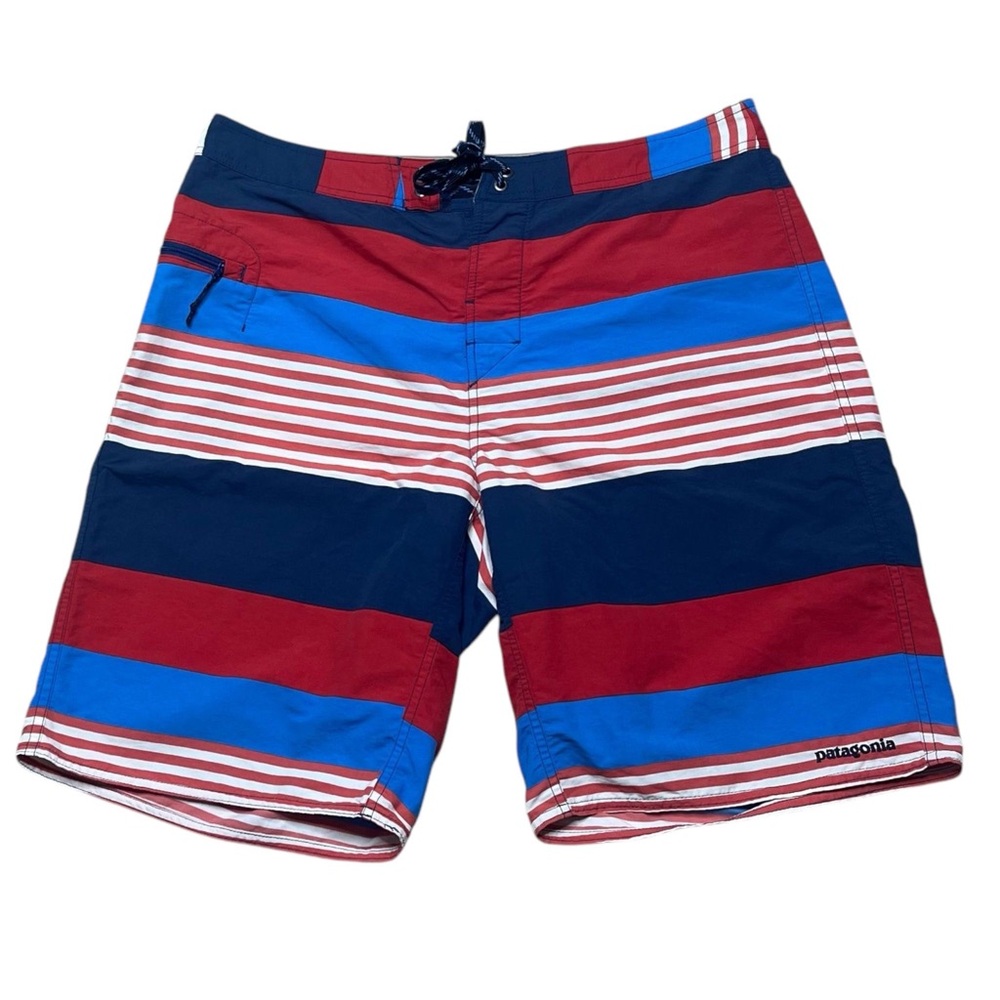 Patagonia Blue Red Wavefarer Board Shorts Men’s Size 35